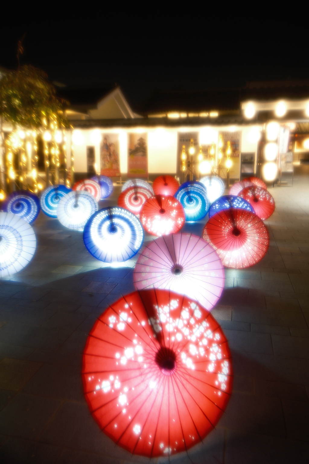 夜の熊本城前1