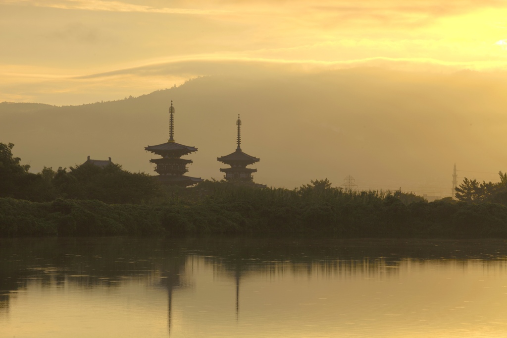 朝陽の塔