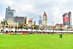 ムルデカ ・スクエア