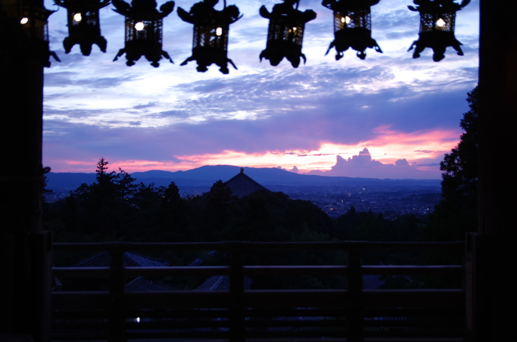 東大寺二月堂夕景