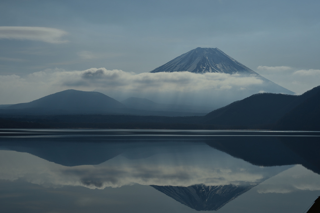 Motosu Lake