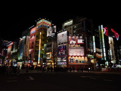 夜の秋葉原