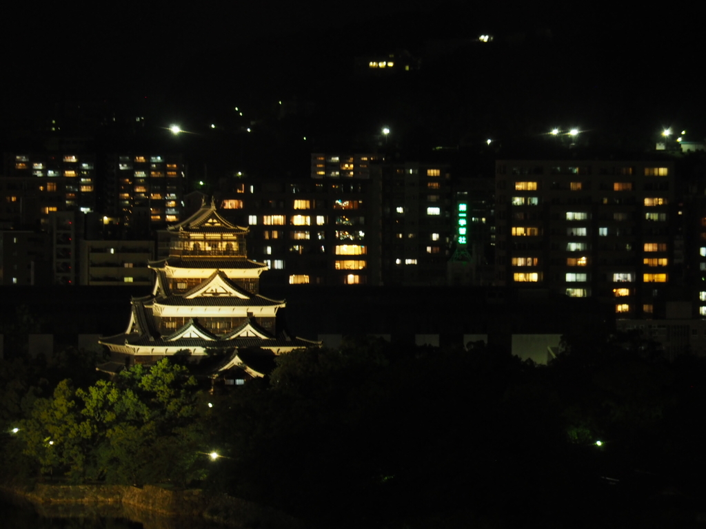 おりづるタワーからの広島城