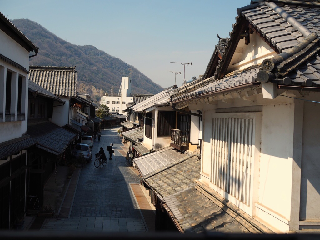 生き続ける町