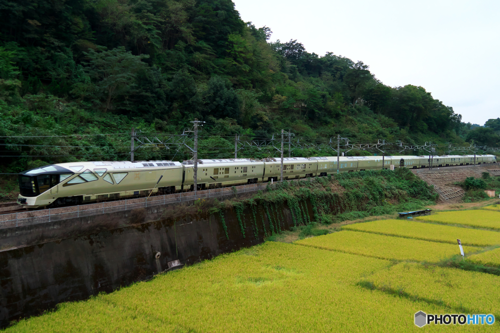 E001形 四季島