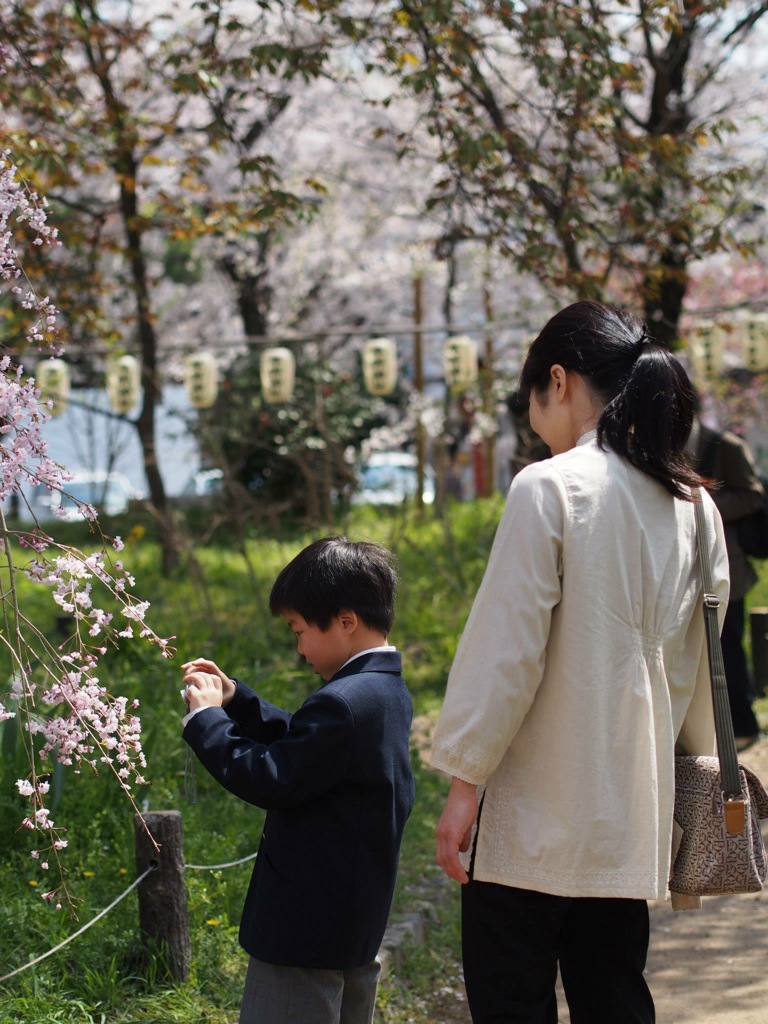 7423F475-9332-4FF5-B2FF-9047E04BDAAC