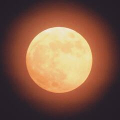 ストロベリームーン