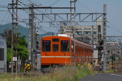 豪州平田駅に到着する一畑電車