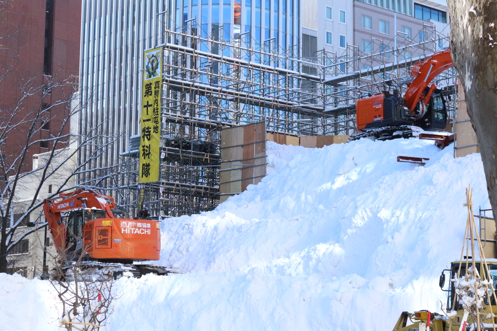雪像作り1