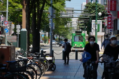 隙間を狙って