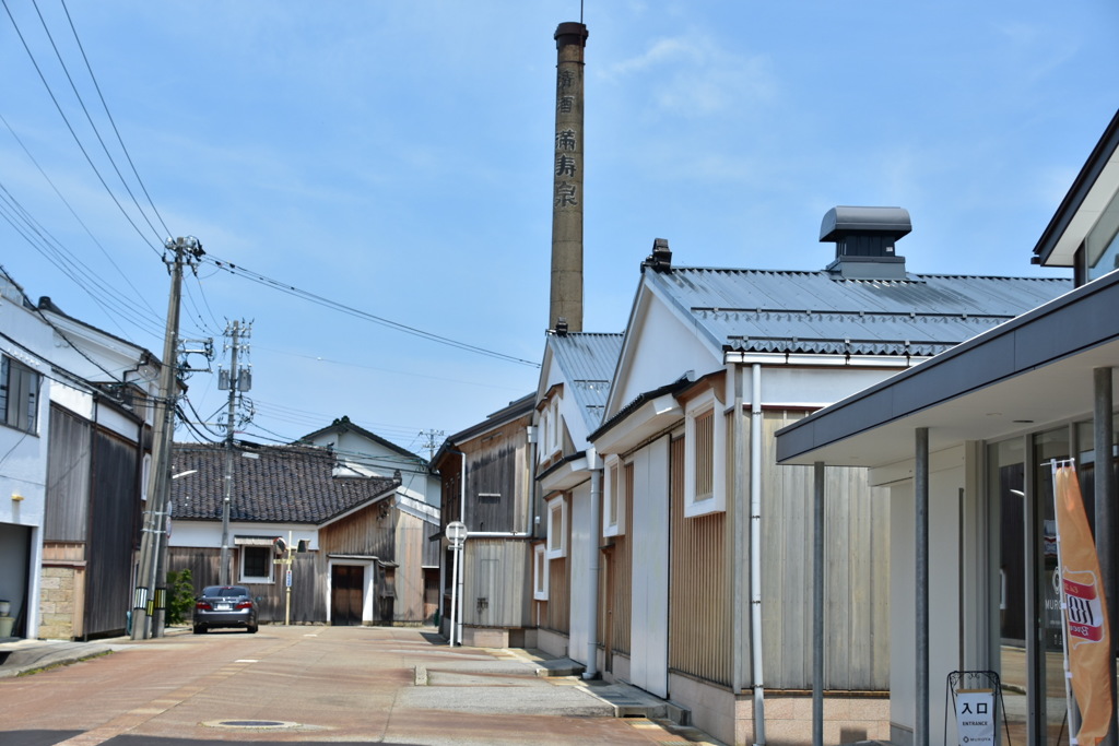富山の街並み