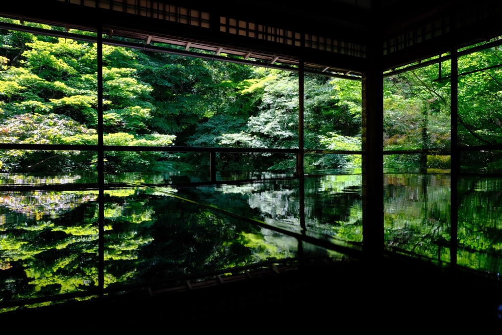 瑠璃光院