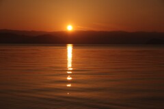 湖北の夜明け