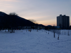 僅かに見える夕焼け