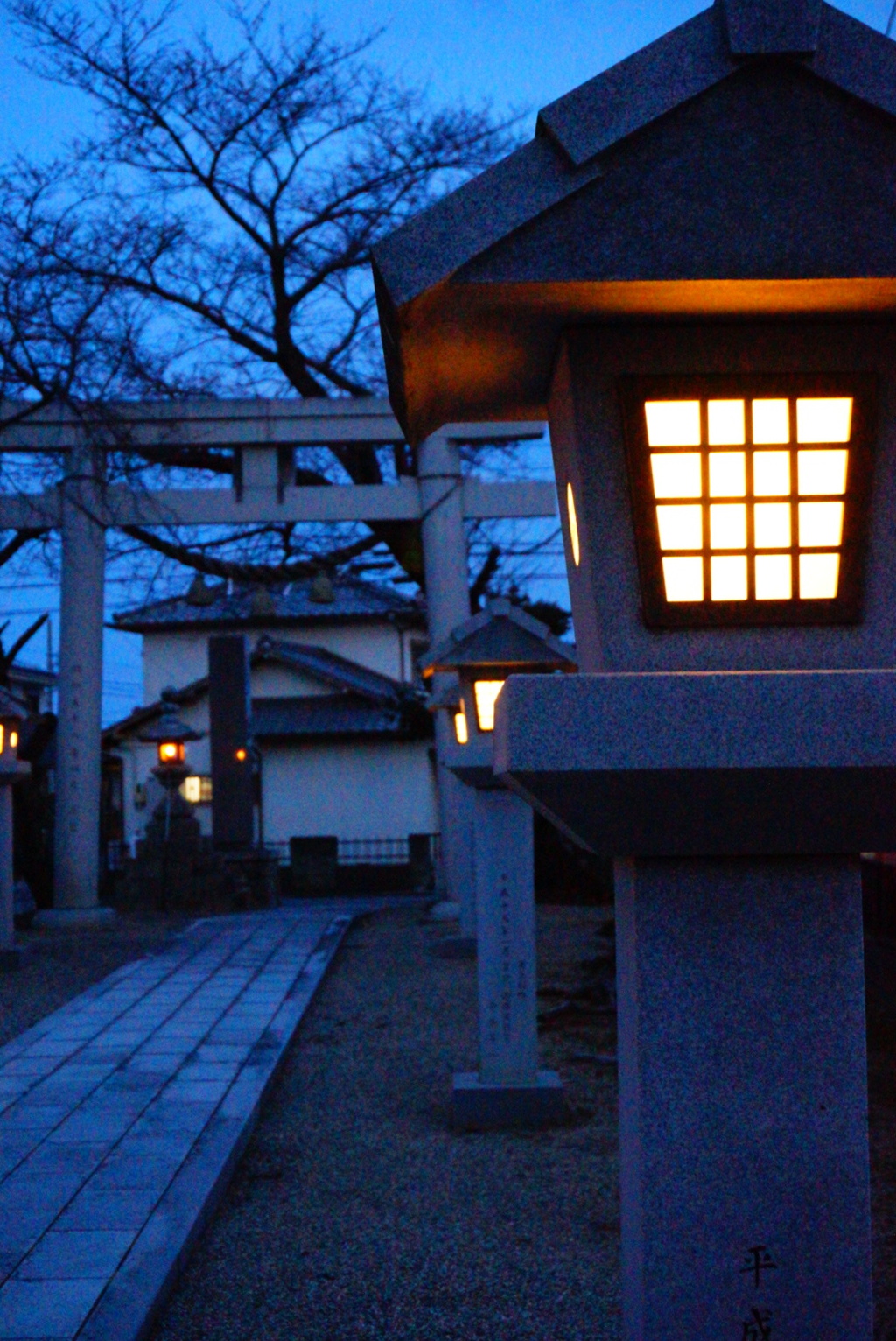 いつも少し怖い神社