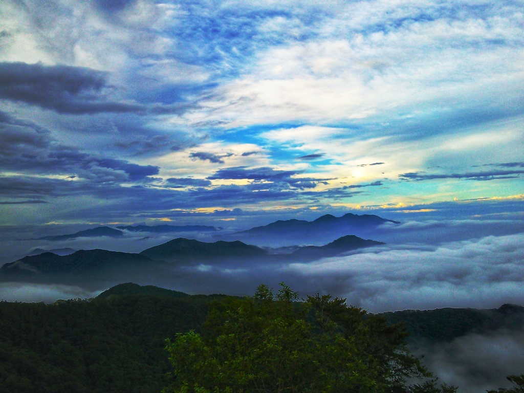 空と雲と…