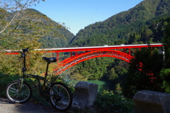 庄川峡赤い橋