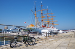 海王丸と自転車