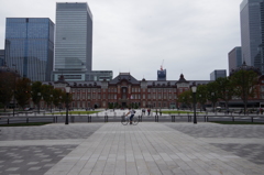 土曜日の東京駅