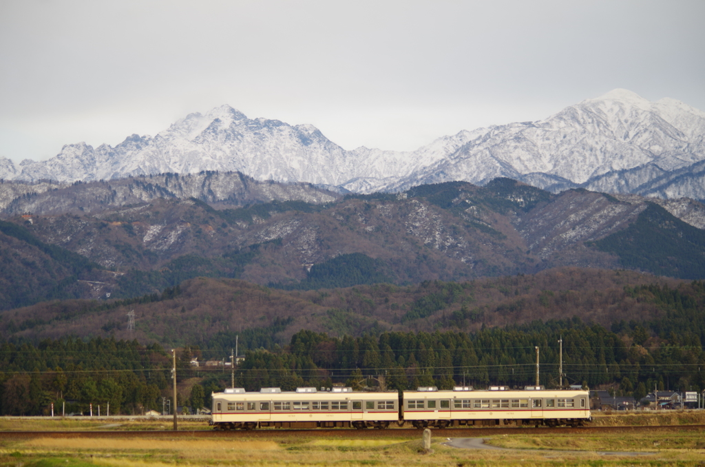 山は雪