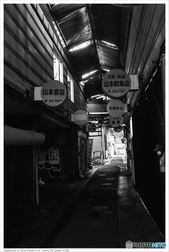 吉塚商店街 Nikon_FE_Kodak_400TX__12