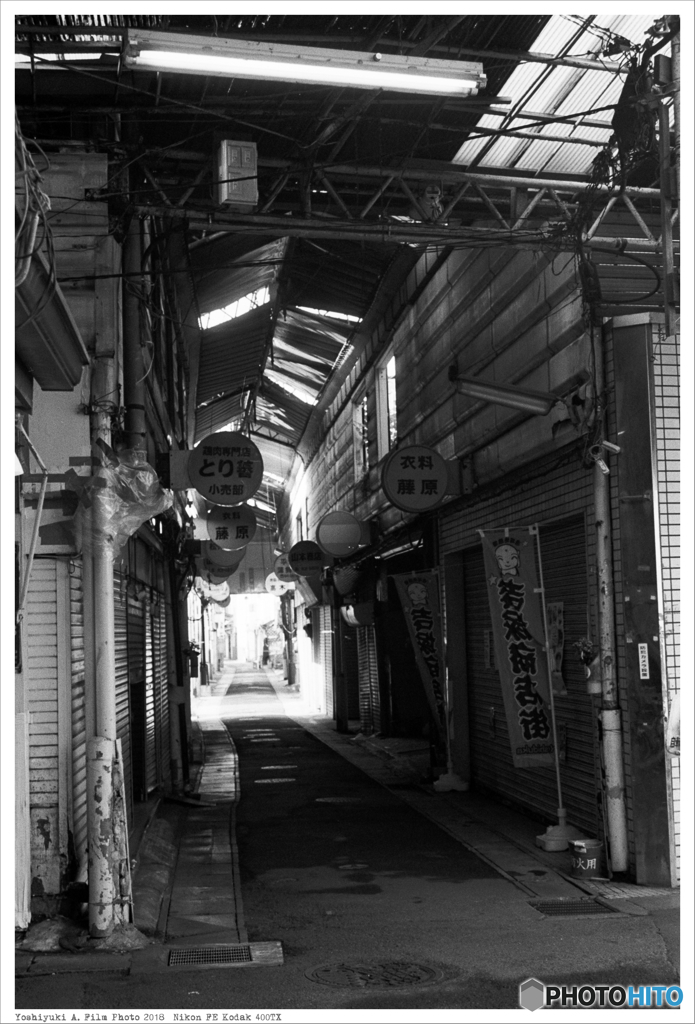 吉塚商店街 Nikon_FE_Kodak_400TX__08