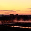 陽が昇る前の多摩川