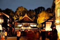 湯屋のある町の灯り