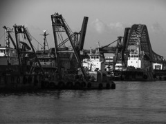 今日も仕事 (^^;;