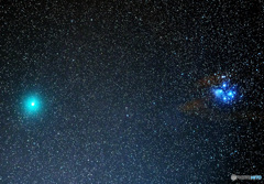 スバルとウィルタネン彗星（1枚もの）