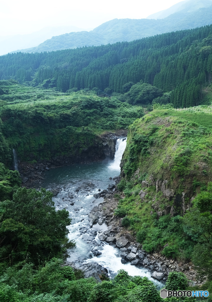 鮎返りの滝