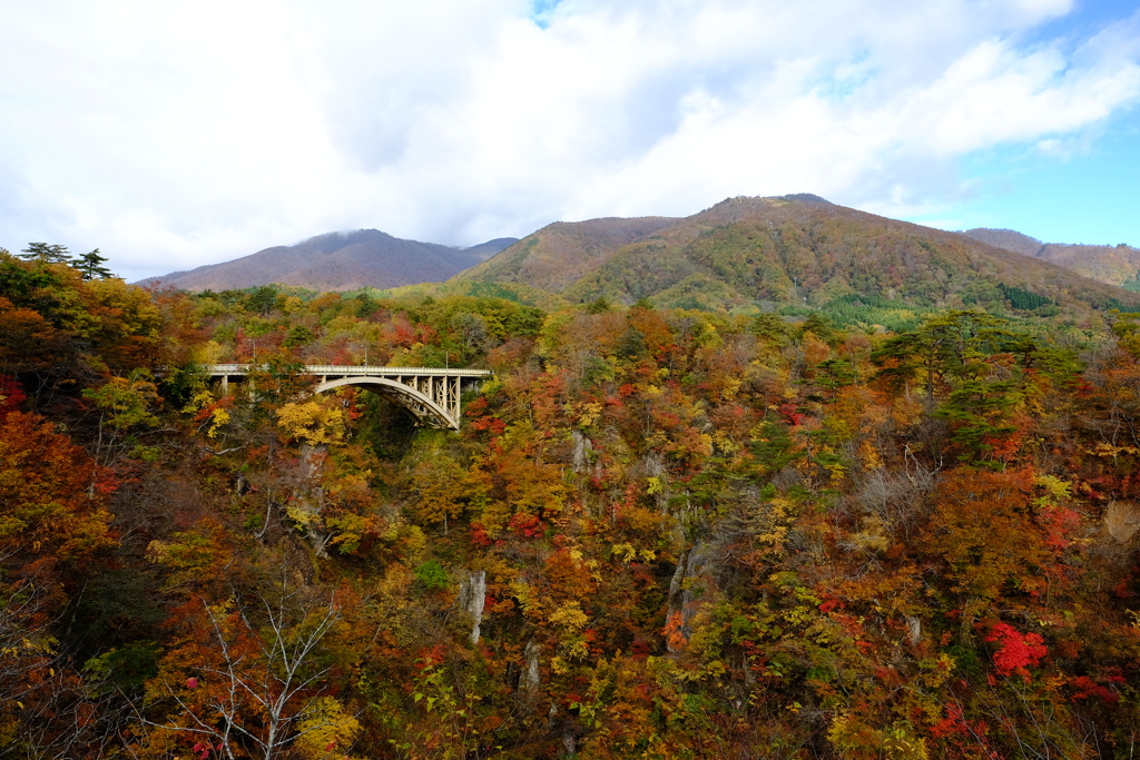 宮城県 鳴子峡 紅葉