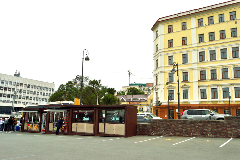 ウラジオストク駅前