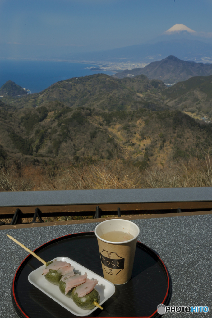 韮山で桜餅と桜茶