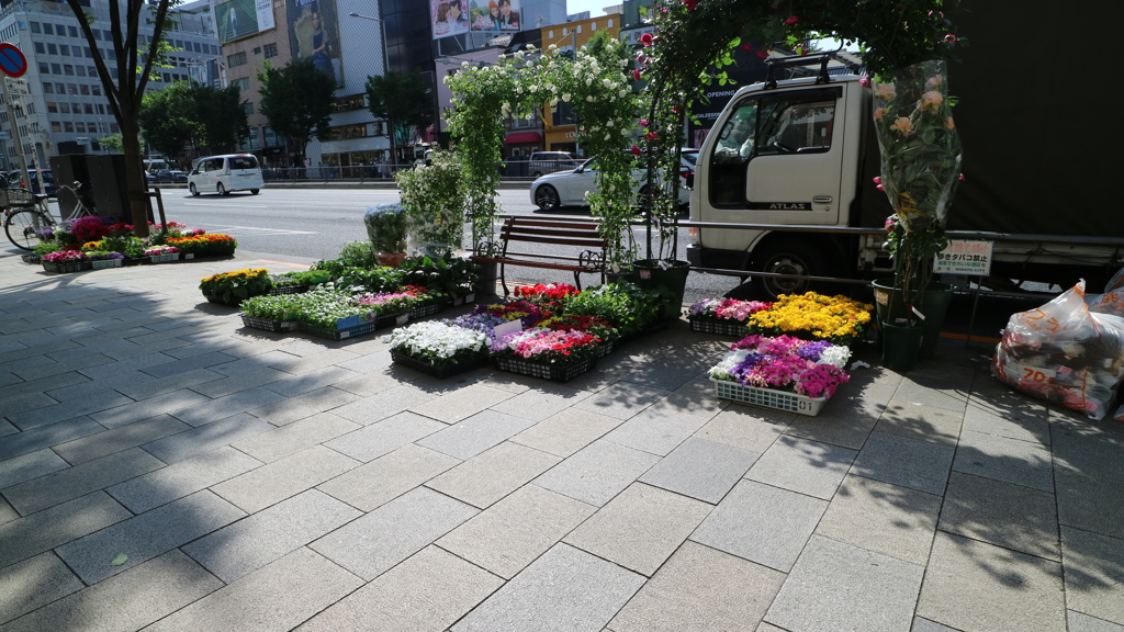 道端の花屋さん
