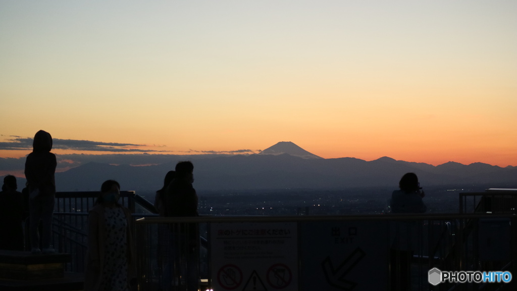 夕焼けと富士山