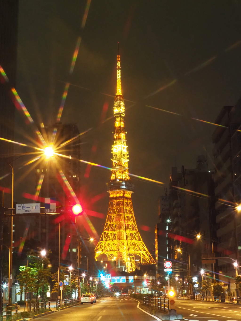 丑三つ時の東京タワー