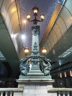 雪の日の日本橋