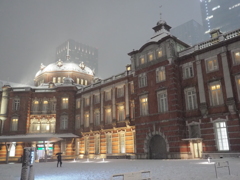 雪の日の東京駅３