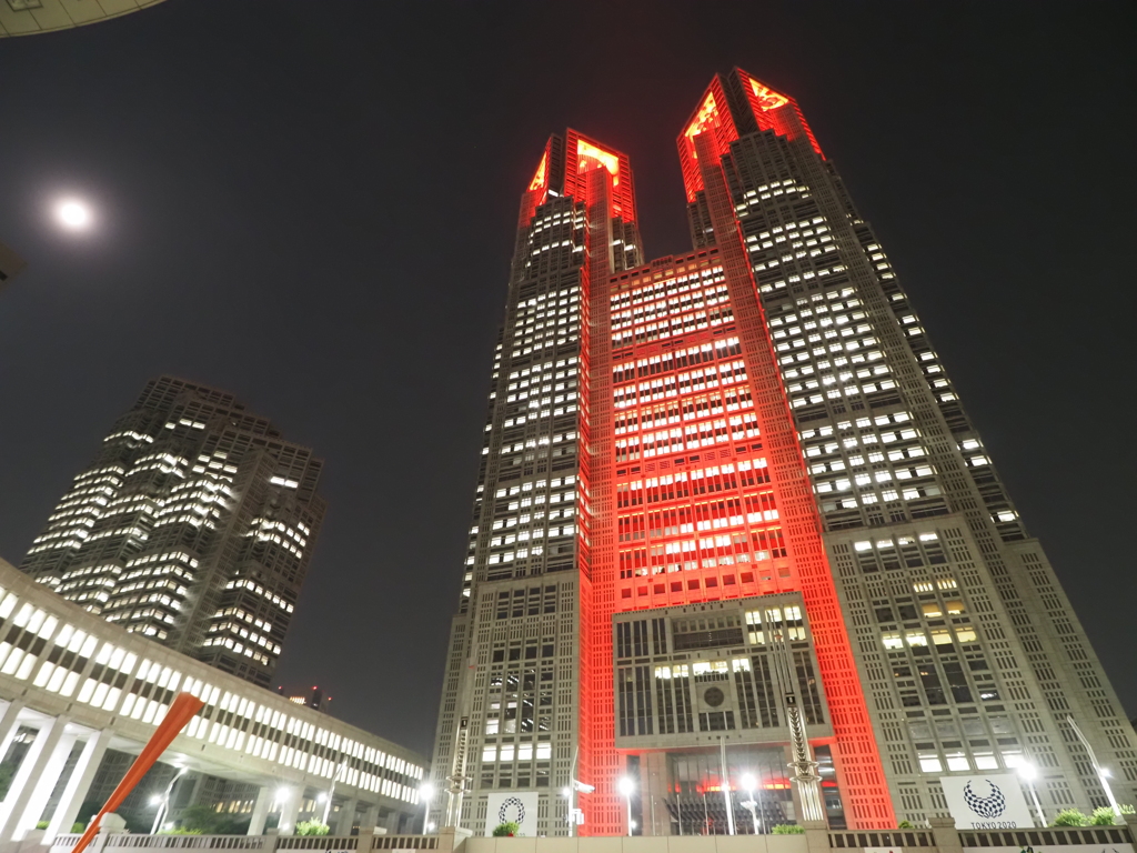 アラート下の都庁２