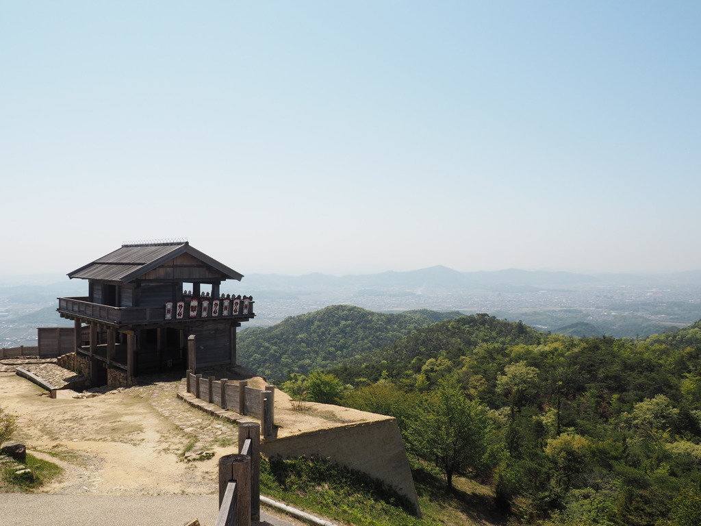 鬼城山(鬼ノ城)より