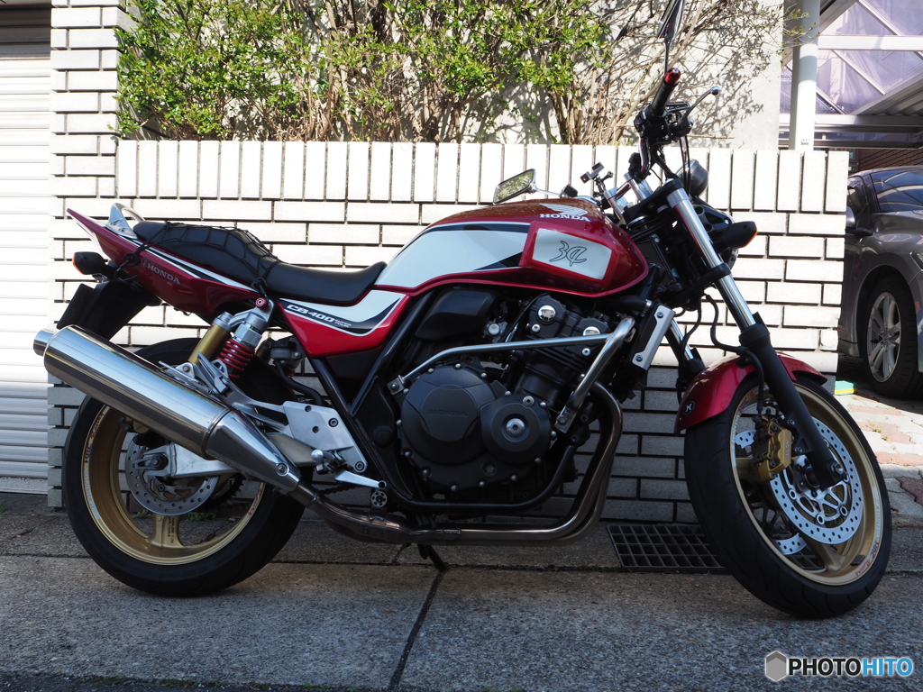 Honda cb400sf revo