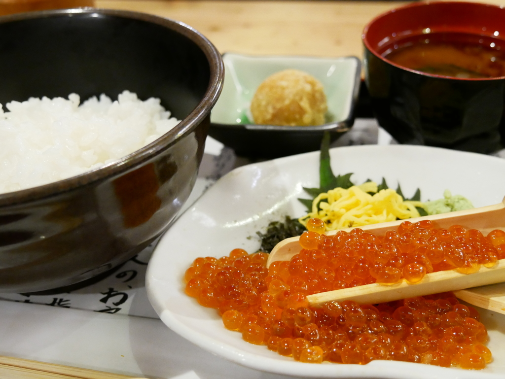 いくら丼