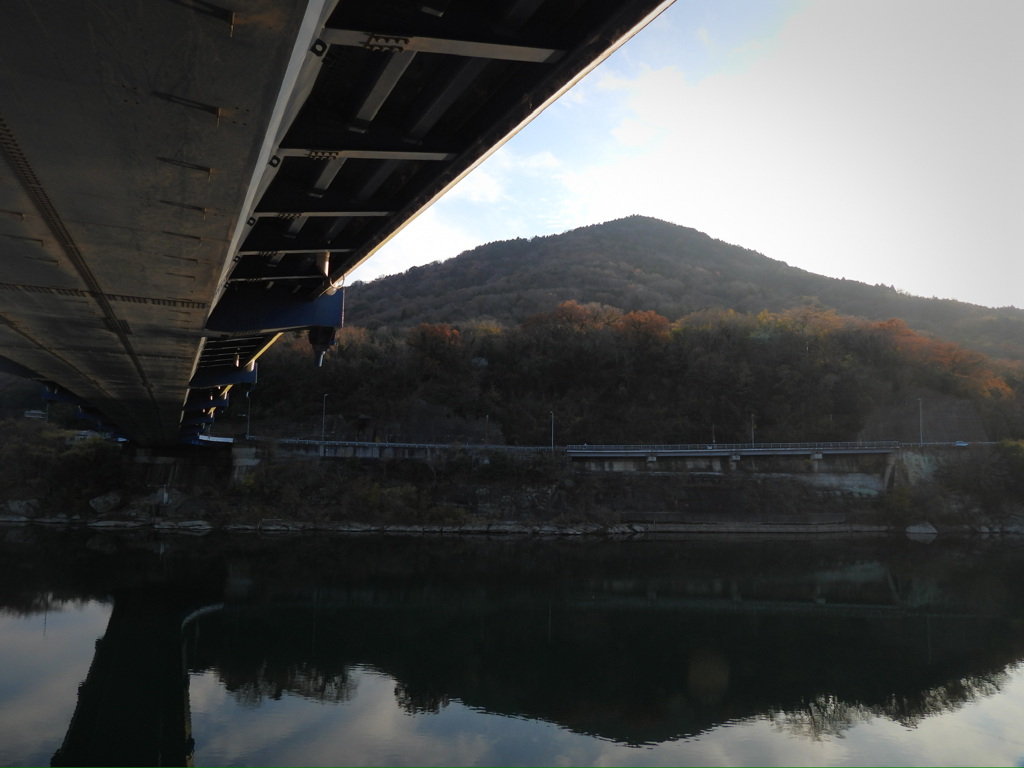 6DC57FA7-8377-4E0E-B00B-B0871A5D451F