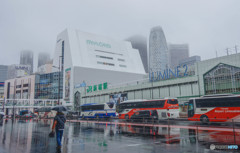 雨の新宿