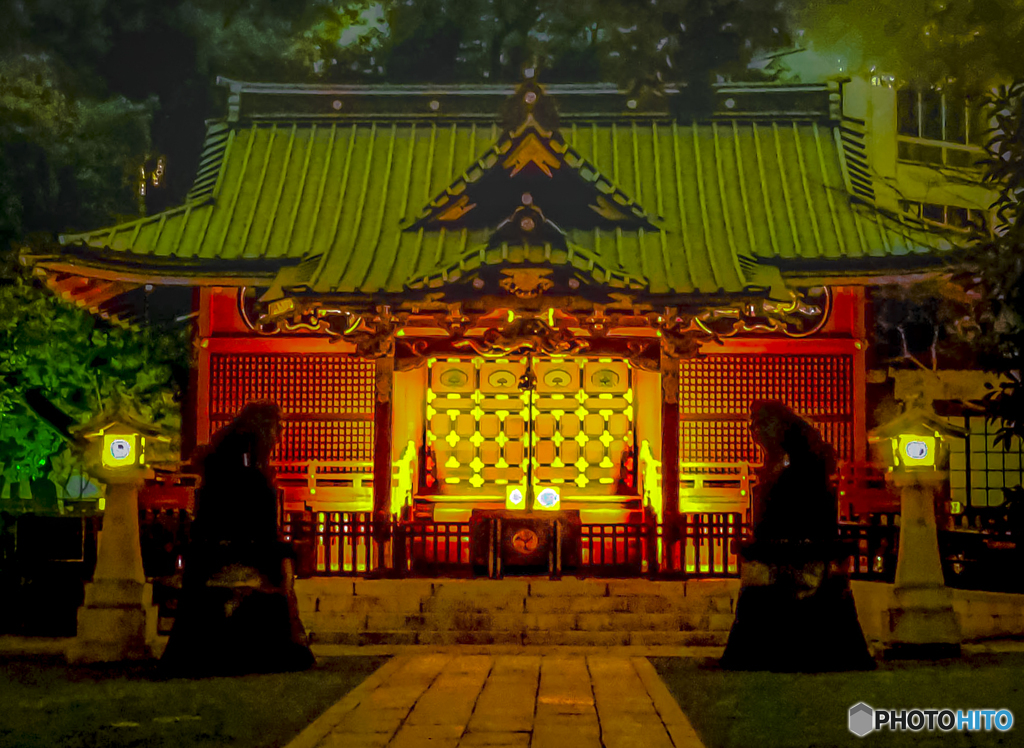 神社の明かり