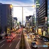夕暮れの青山通り