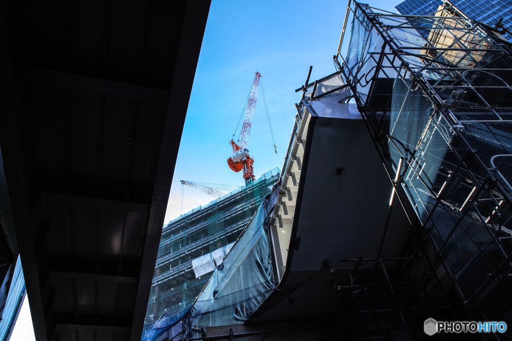 クレーンのある風景