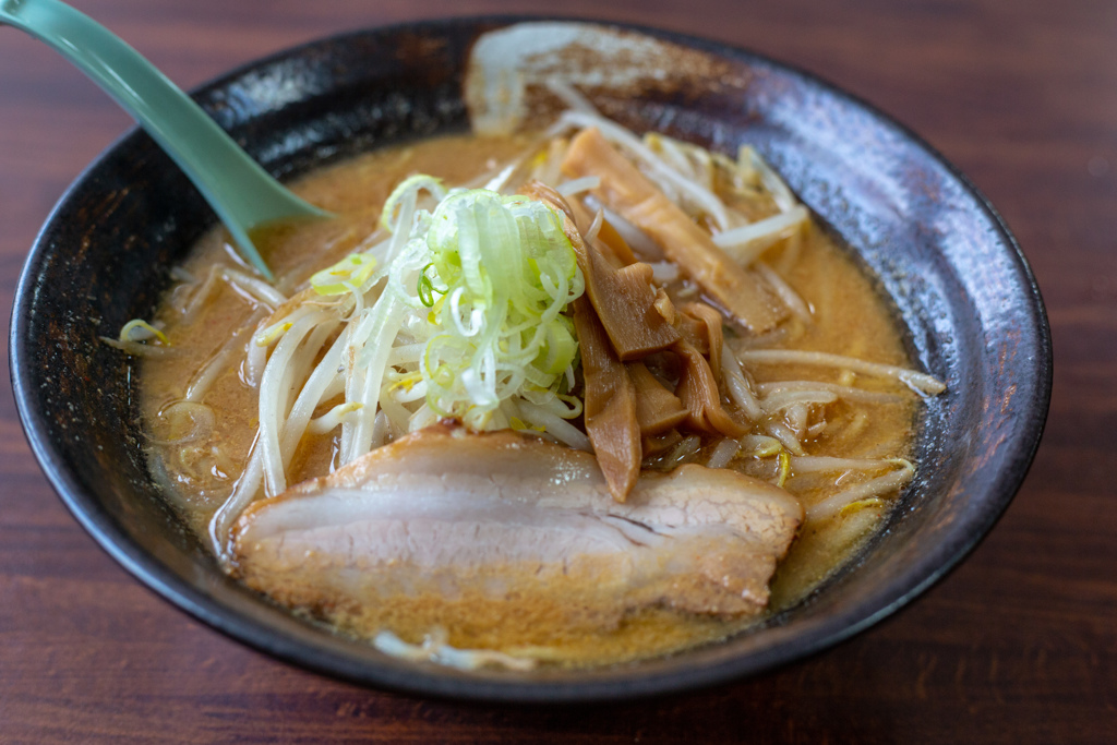 郵便屋さんの味噌ラーメン