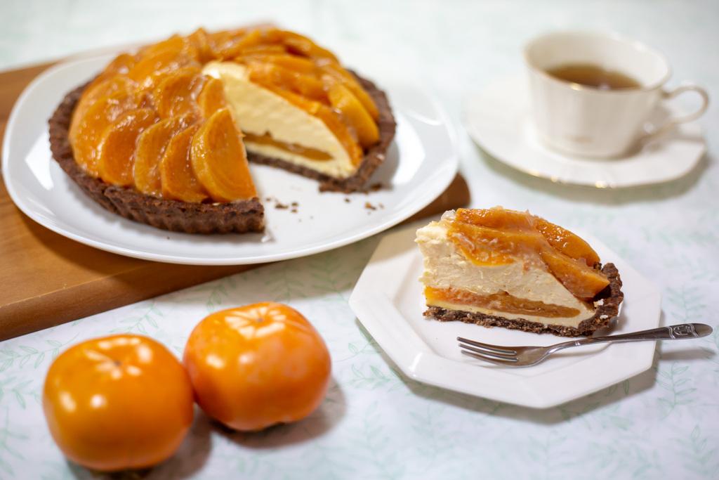 ボリボリの柿の紅茶煮カボスチョコチーズタルト